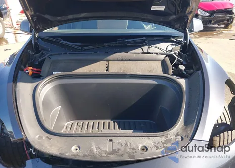 2024 Tesla Model Y Long Range Dual Motor All-Wheel Drive from USA, damaged, VIN 7SAYGDEE7RF074401